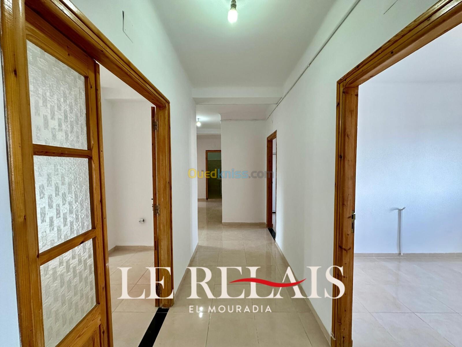 Sell Apartment F5 Alger El achour