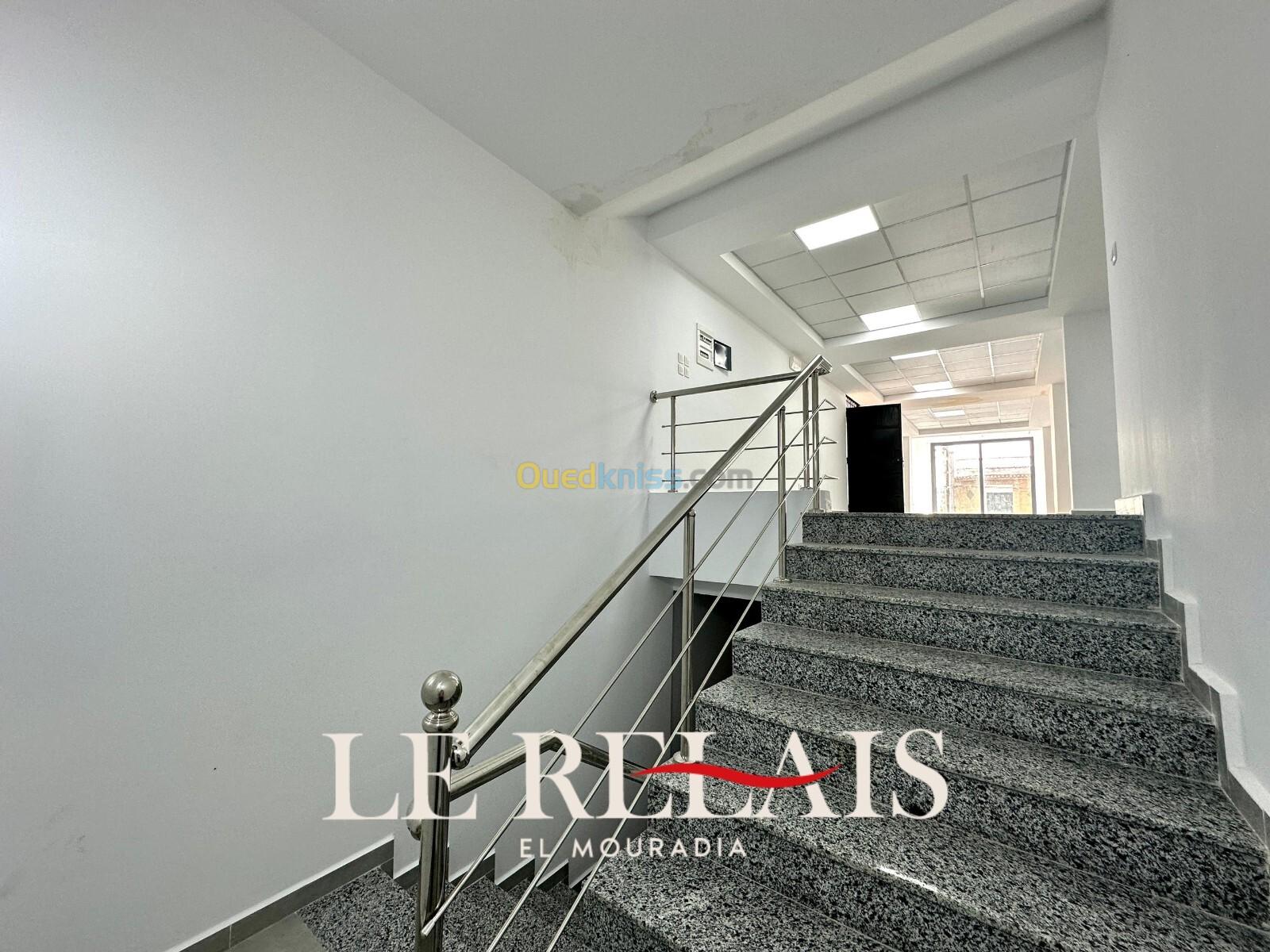 Rent Commercial Alger El mouradia